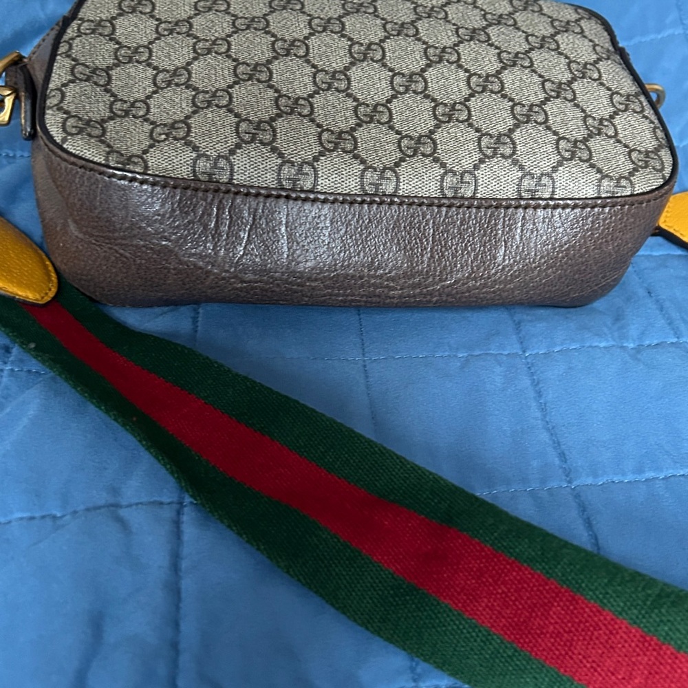 Gucci Beige & Brown GG Supreme Mini Shoulder Bag with Floral Lining - Picture 5 of 11